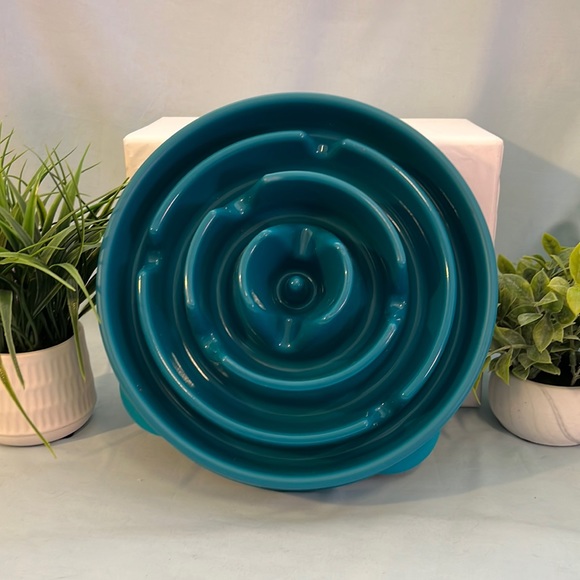 Outward Hound Fun Feeder Slo Bowl, Slow Feeder Dog Bowl, Medium - Picture 1 of 5